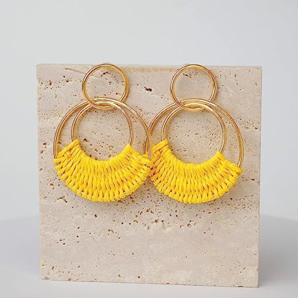 Yellow Woven Raffia Gold Hoop Earrings Wicker Hoops Links Post Vacay Style New - Picture 3 of 5